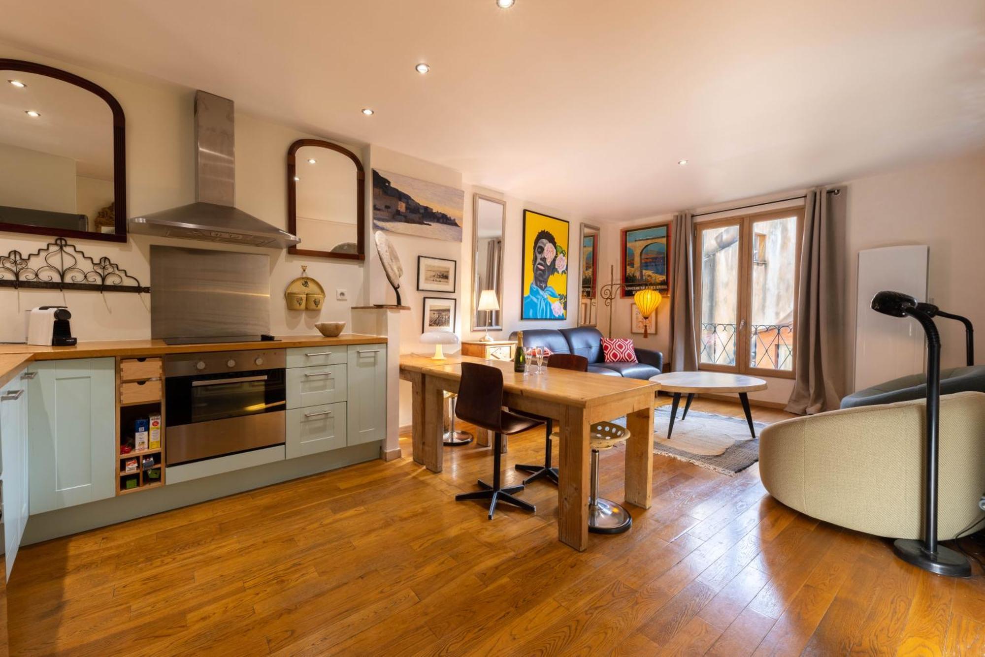 Spacious And Bright Flat Close To The Beach : Heart Of Old Ницца Экстерьер фото